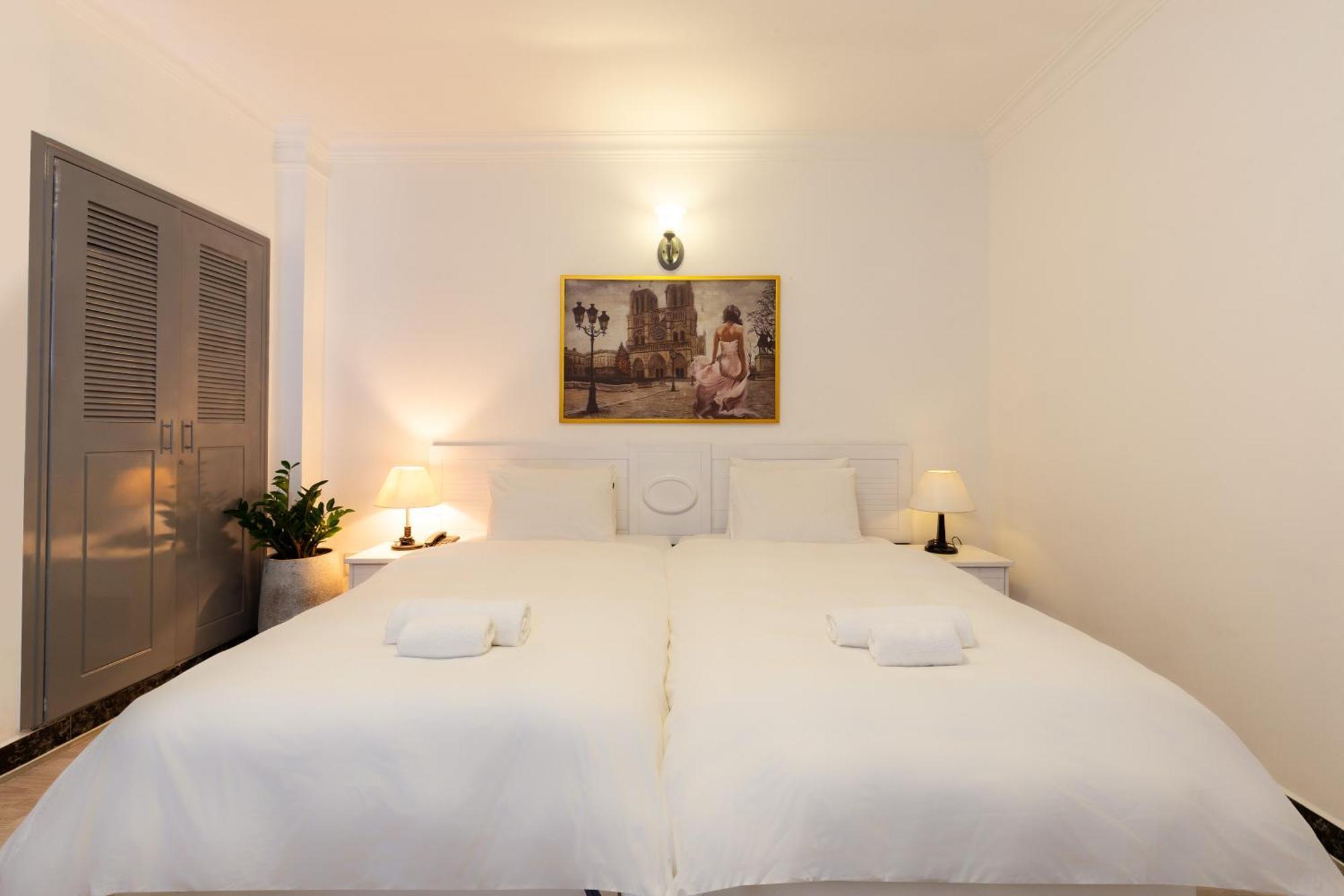 Khách sạn Premium Lumiere TP. Hồ Chí Minh